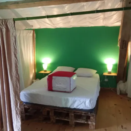 D'hotes Les Cabris Guest house